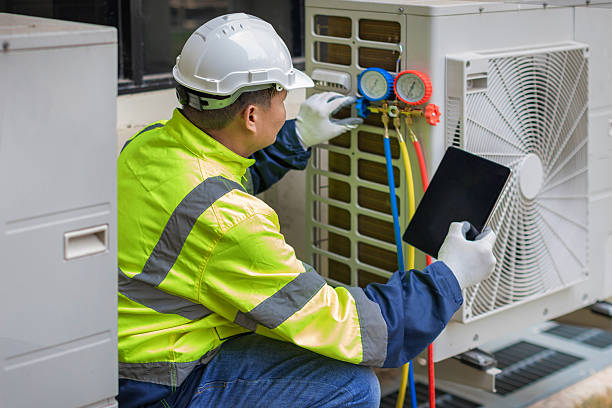 Professional Hvac technician working in Rochelle, TX